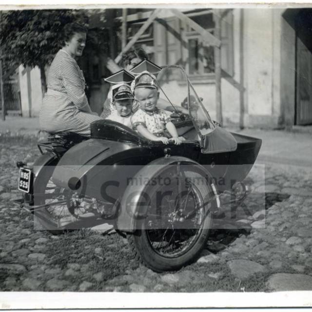 Fotografie ze zbiorów pana Głowackiego