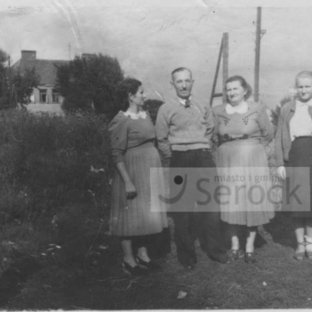 Fotografie ze zbiorów Pani Maryli Zalewskiej