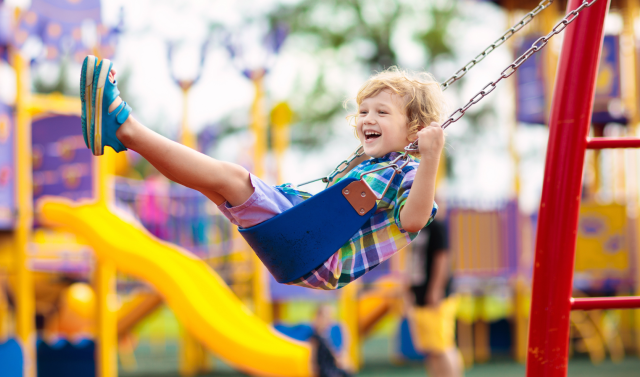 Modernizacja placu zabaw w Zegrzu – ogłoszenie postępowania