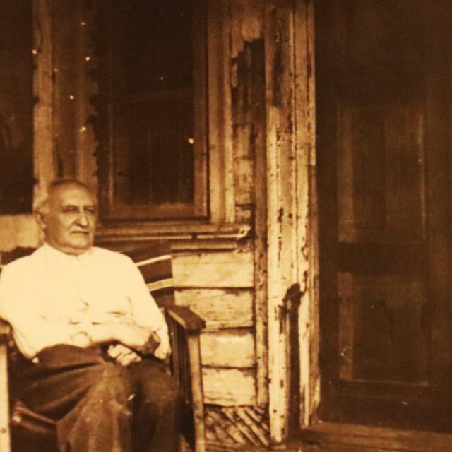 Zbiory Miejskiej Biblioteki Publicznej w Zduńskiej Woli