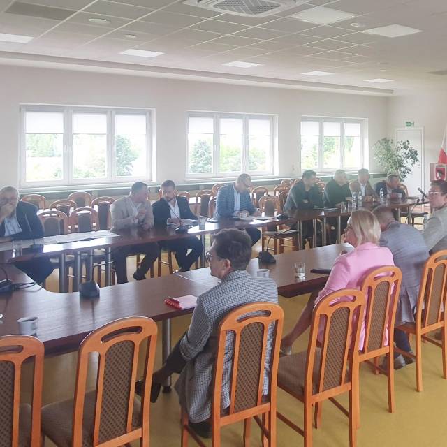 Spotkanie dotyczące projektu linii kolejowej Zegrze - Przasnysz